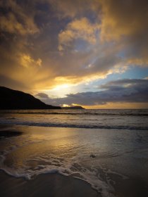 Winter sunset at Calgary beach in Mull's north west