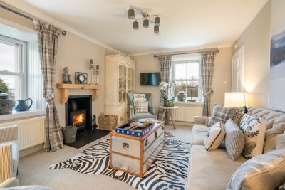 Enjoy a real sense of peace and tranquillity at Balmeanach Farmhouse, with interiors as stunning as the surrounding landscapes