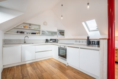 The clean and bright kitchen promises self-catering with ease