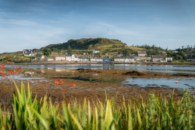 The village centre of Bunessan is within walking distance of the cottage