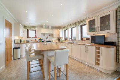 Chefs in the party will be delighted by the well-appointed kitchen at the cottage
