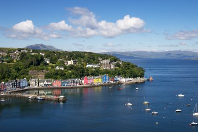A twenty minute drive to the main town of Tobermory