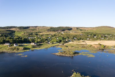 The village sits at the head of Loch Cuin