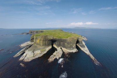 Take a boat trip to Staffa during your visit from Fionnphort (short drive from the cottage)