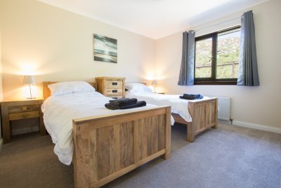 Twin bedroom at Taigh Cian