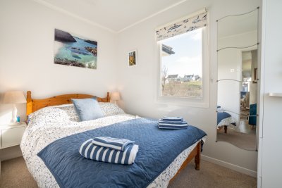 This cosy double offers a lovely beach view