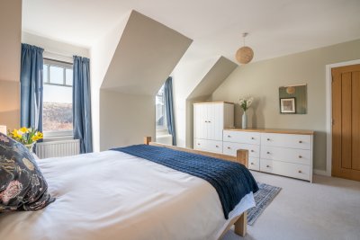 Bright and beautifully appointed en-suite double bedroom