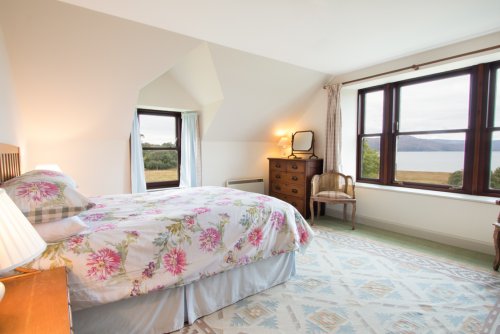 Double bedroom with fabulous sea viewa